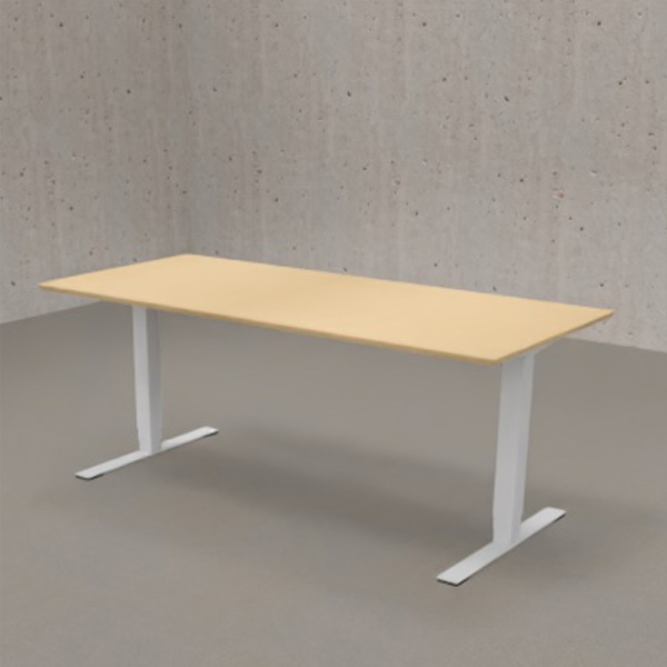 Billede af Rektangulært Hæve sænke bord, skrivebord eller mødebord. Stel i sort, hvid og alu. Bordplader i flere størrelser og overflader.