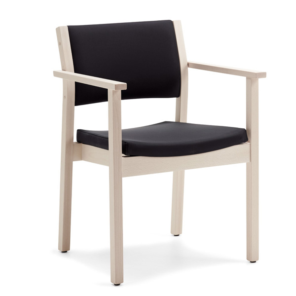 Billede af Billig armstol eller spisestol 6014 til plejecenter. Kan udbygges med hjul og bøjlegreb, som gør det nemmere at hjælpe brugeren til bordet.