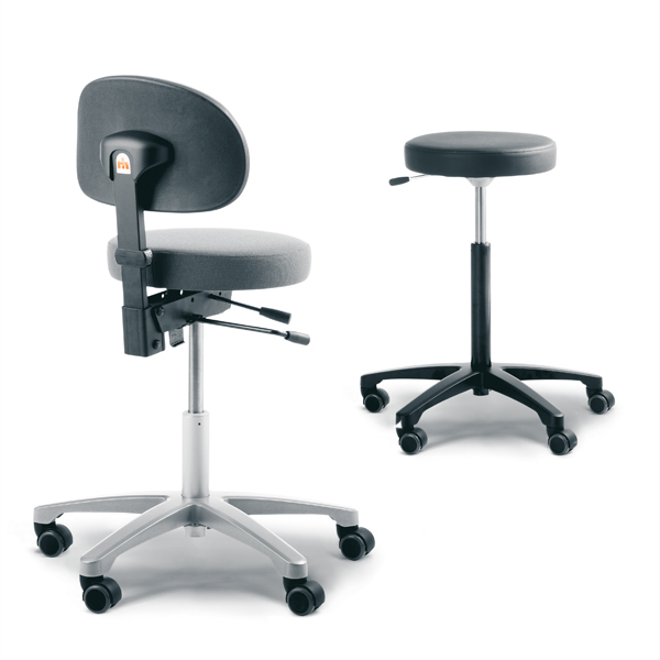 Billede af Laboratoriestol med rundt sæde, en ergonomisk stol, som er velegnet til brug i laboratorier, på klinikker eller på værksteder. Stolen har vippesæde, og den fås med eller uden ryglæn.