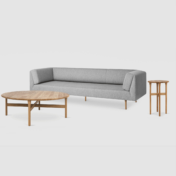 Billede af Loungesofa Muse, flot og komfortabel 3 personers til hjemmet eller det offentlige rum. Som standard polstret med slidstærk polyester.