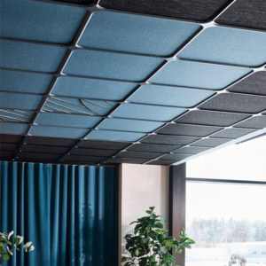 Billede af Addon Ceiling, der passer til loftssystem T-24. Gør loftet lidt mere spændende med disse metalprofiler, og tilfør lokalet helt nye detaljer.