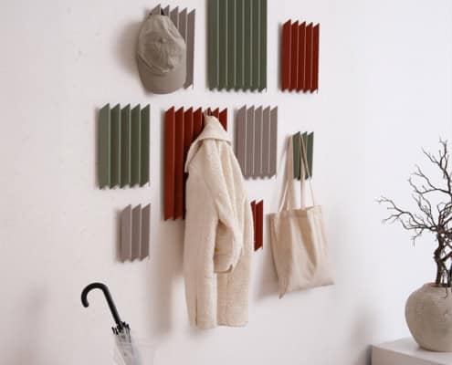 Billede af Budde Sensu knagerækker fra Spinder Design. Fås i 3 størrelser og 4 farver.